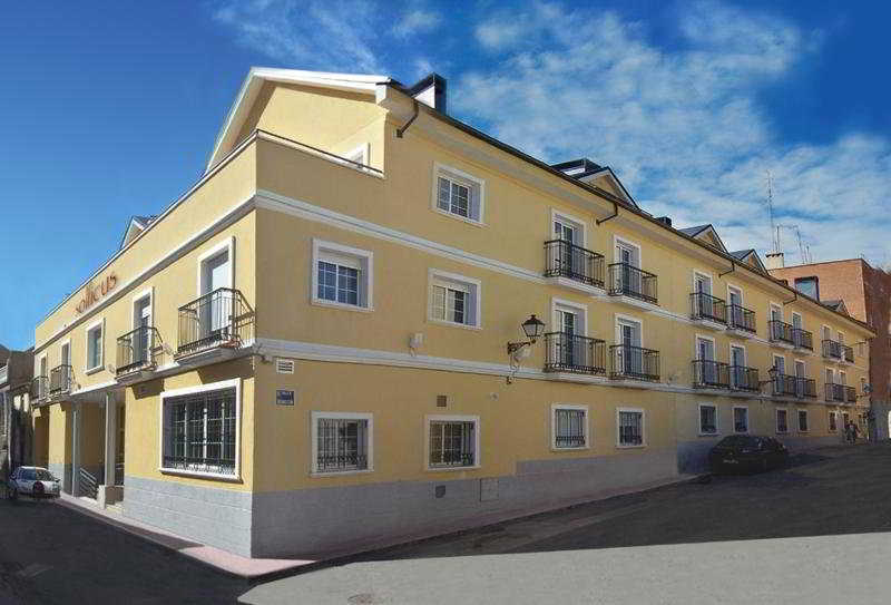 Apartahotel Alcala Centro Alcalá de Henares Exterior foto